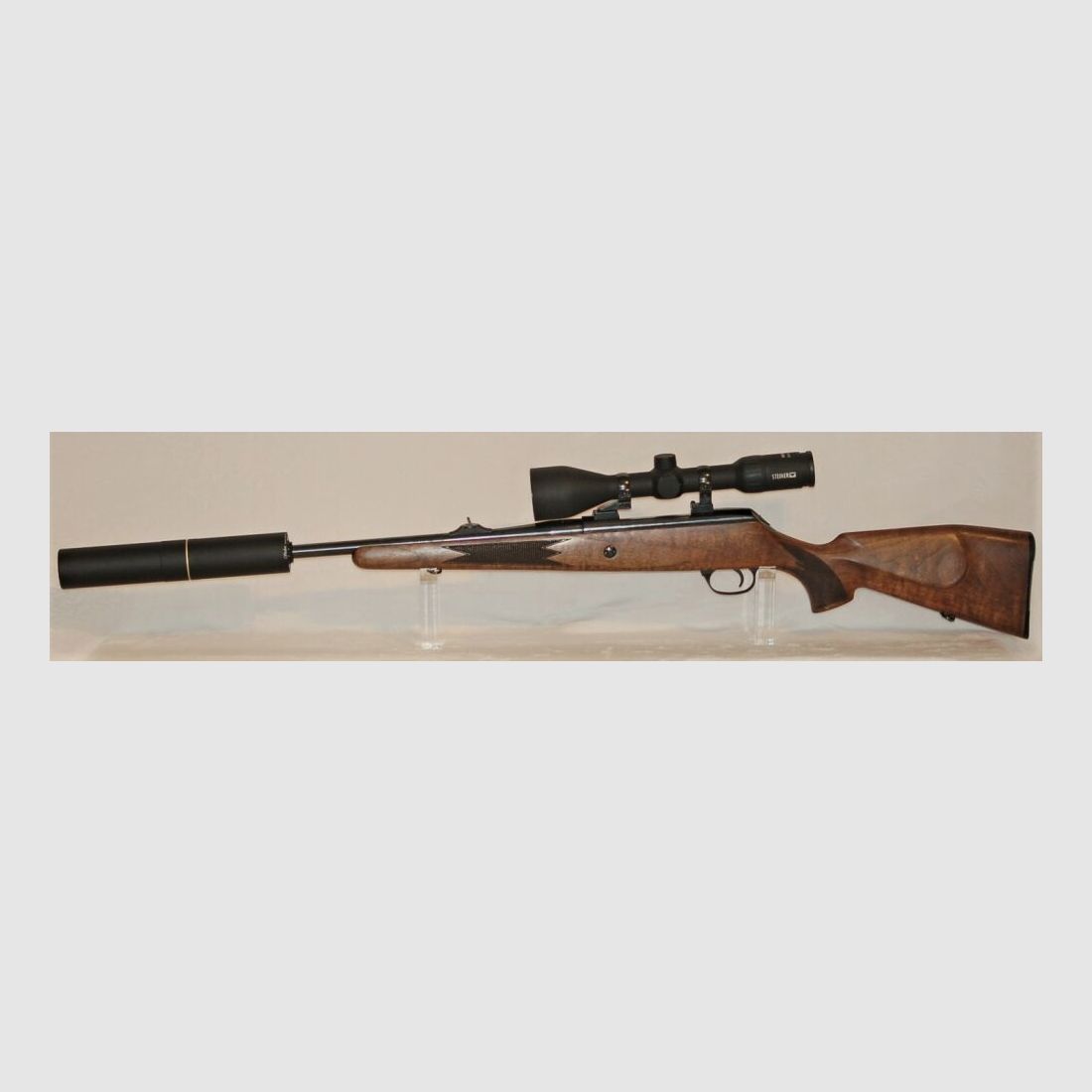 Mauser 225 "Pakiet z ZF Steiner Ranger 3-12x56, montaż obrotowy EAW i tłumik"