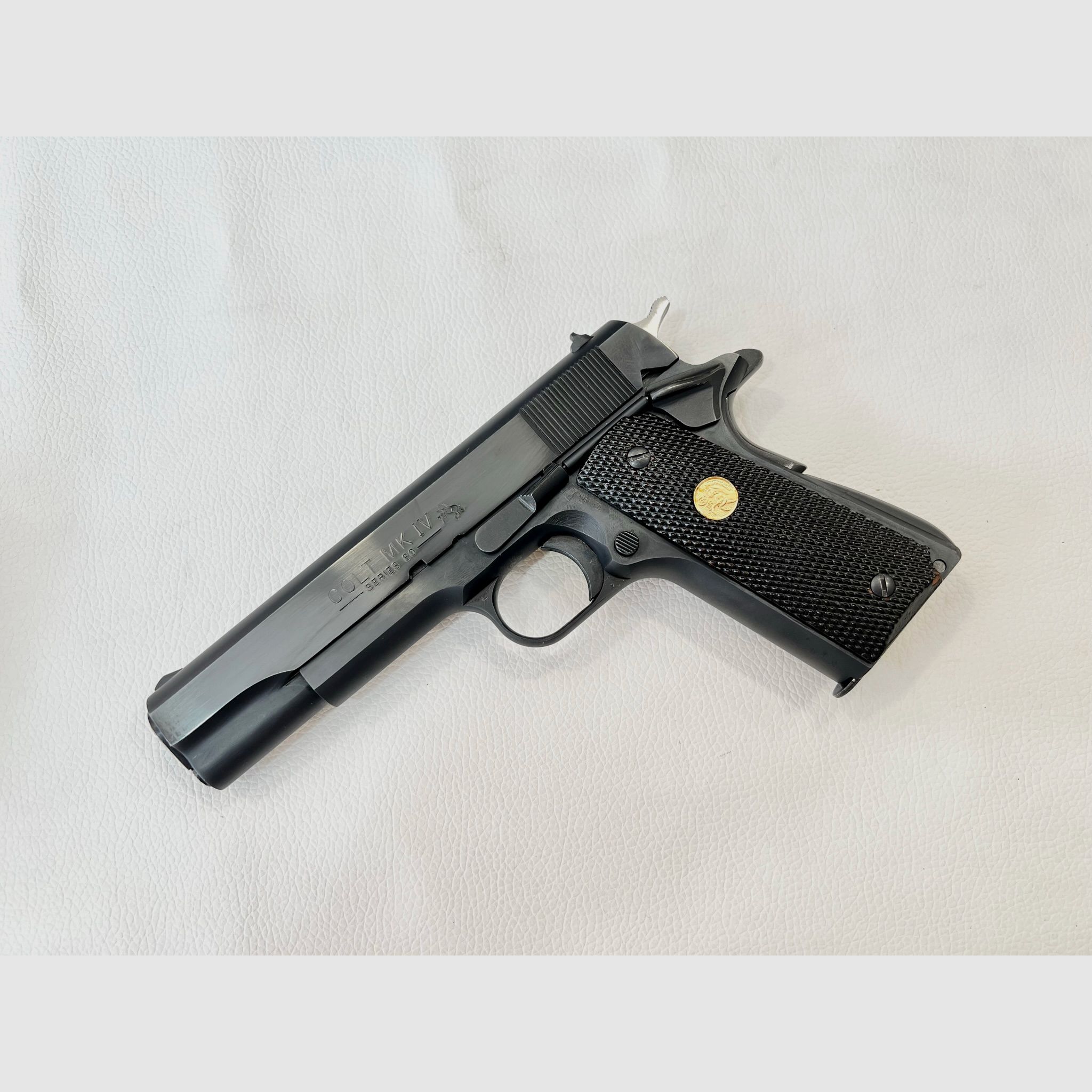 COLT 1911 GOVERNMENT MK IV SERIES 80 – 9 STEYR, image 3 sur 4
