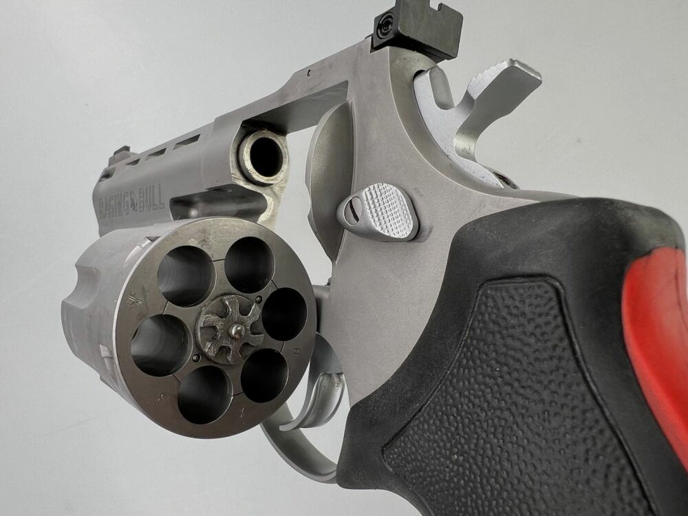 Taurus	 Raging Bull 444