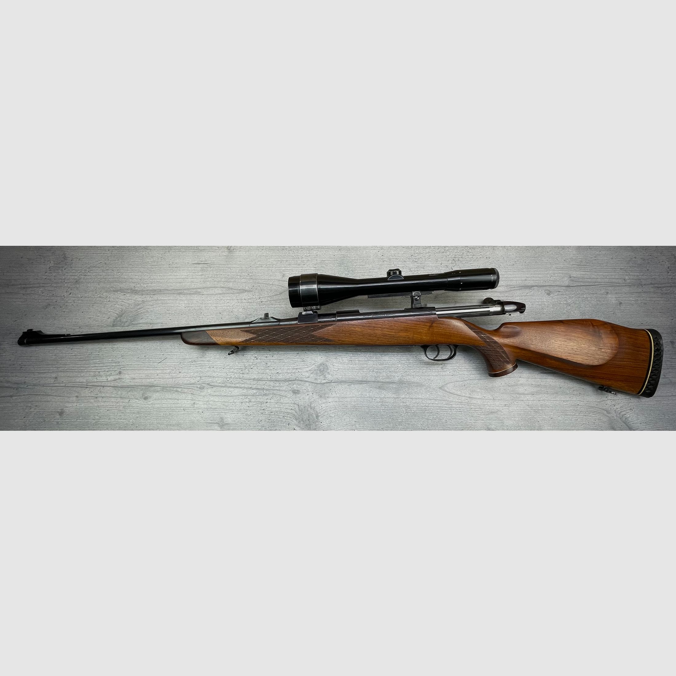Sauer/ Weatherby Mod. Europa Kal.: .300 Weatherby Magnum + Zeiss Diavari-D 2,5-10x52