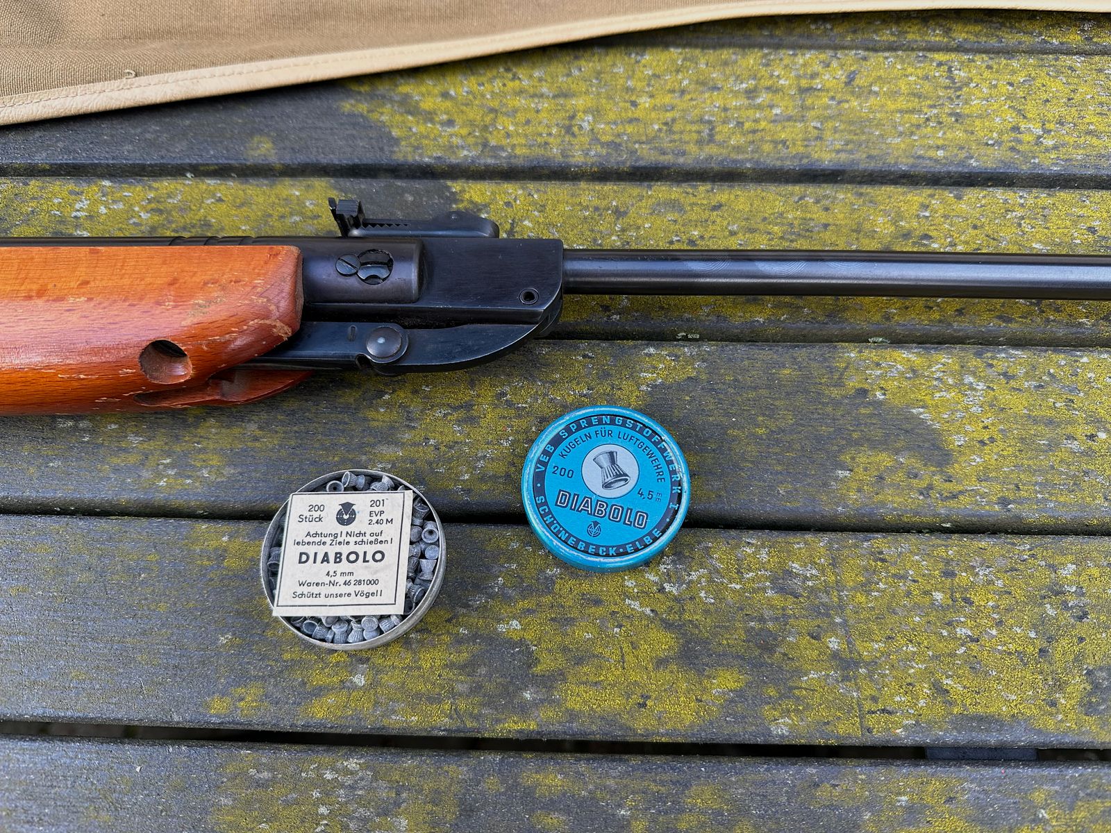 Fucile ad aria compressa DDR Haenel modello 303 con borsa