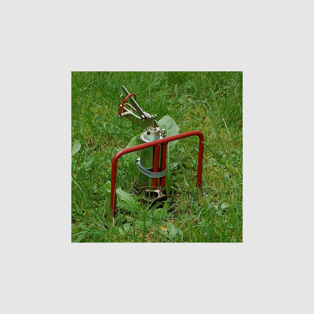 GÖBEL Wühlmaus-Selbstschuss-Halter