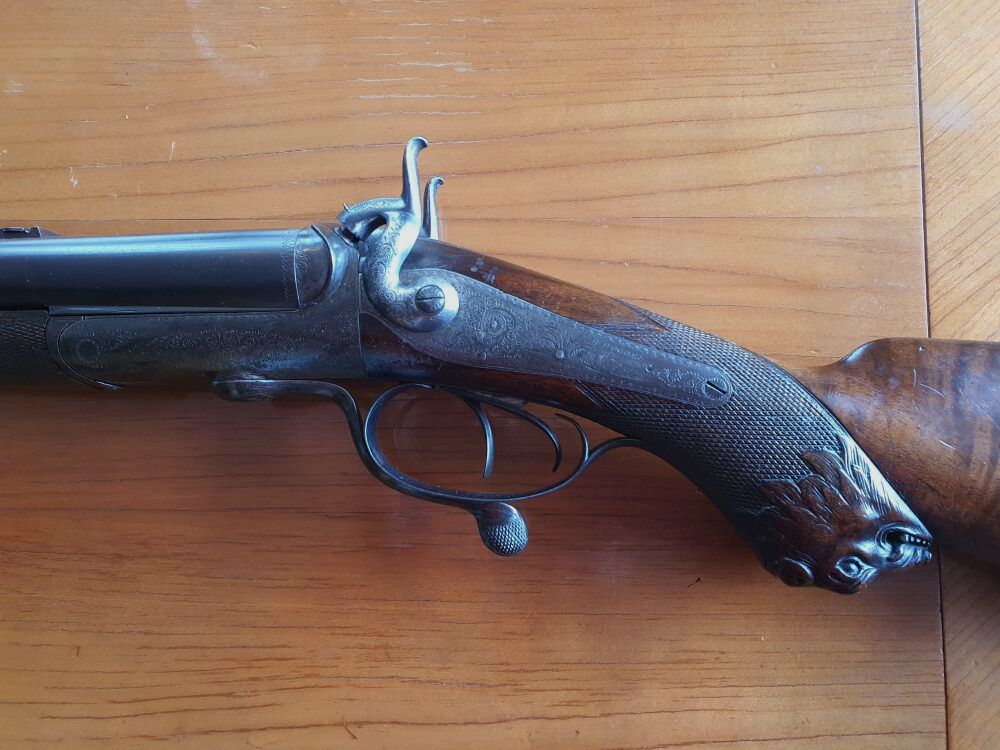 R.Hughes Cape Gun
