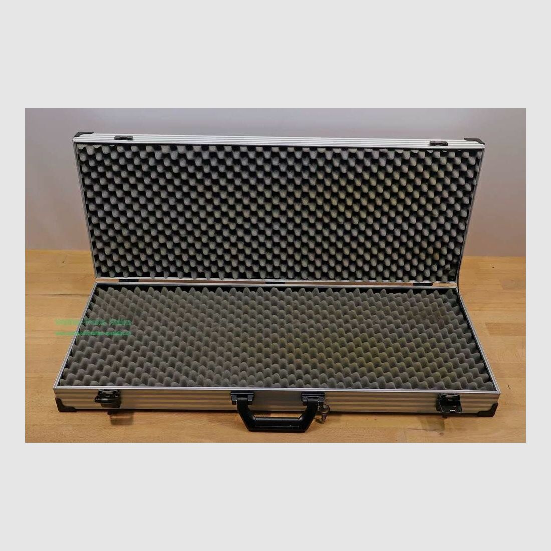 German, manufacturer unknown aluminum case for short firearm