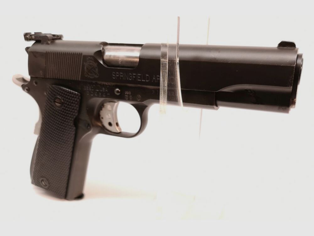 Springfield 1911-A1, reichhaltiges Zubehör