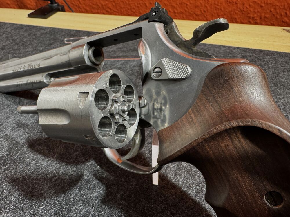 Smith & Wesson 686-4 Target Champion De Luxe