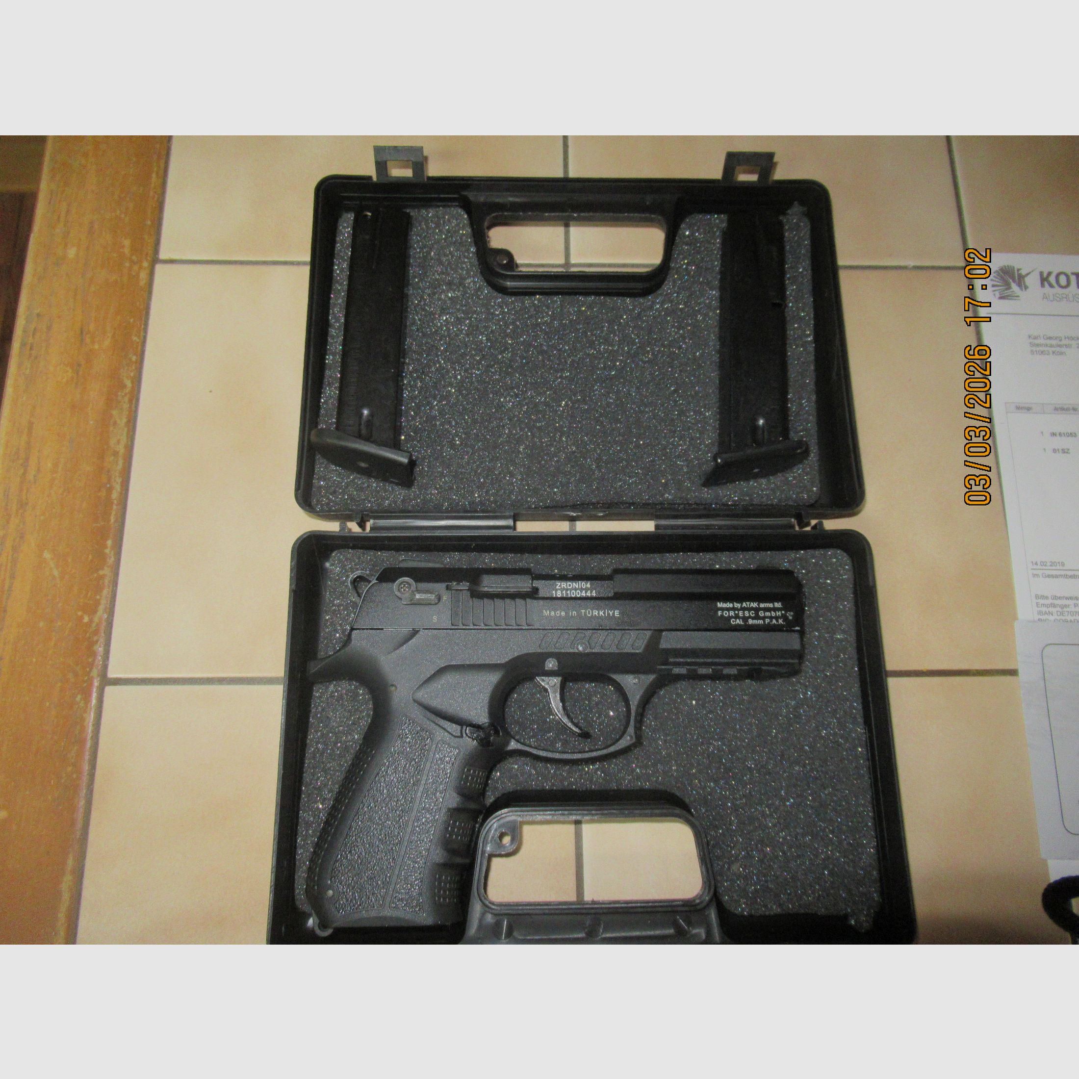 Zoraki 2918 en la maleta con descripción y segundo cargador sin vaso de señal