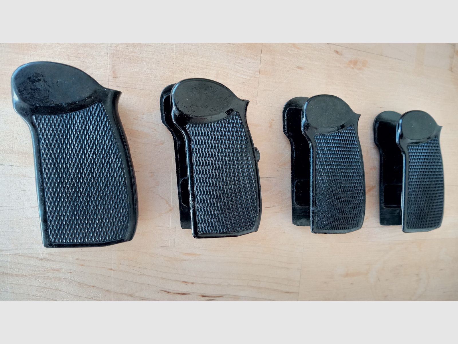 Black Bakelite grip panels for DDR police pistol-M incl. screw / Vintage grip for East German Makarov // 8 rounds PM 9x18