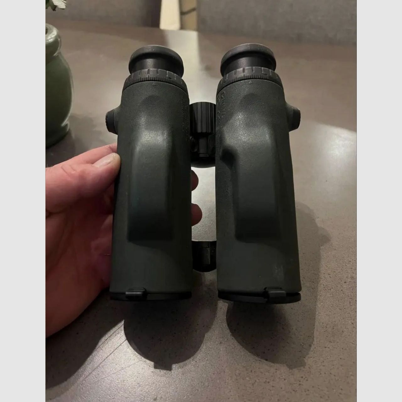 Swarovski EL Range 10x42 binoculars