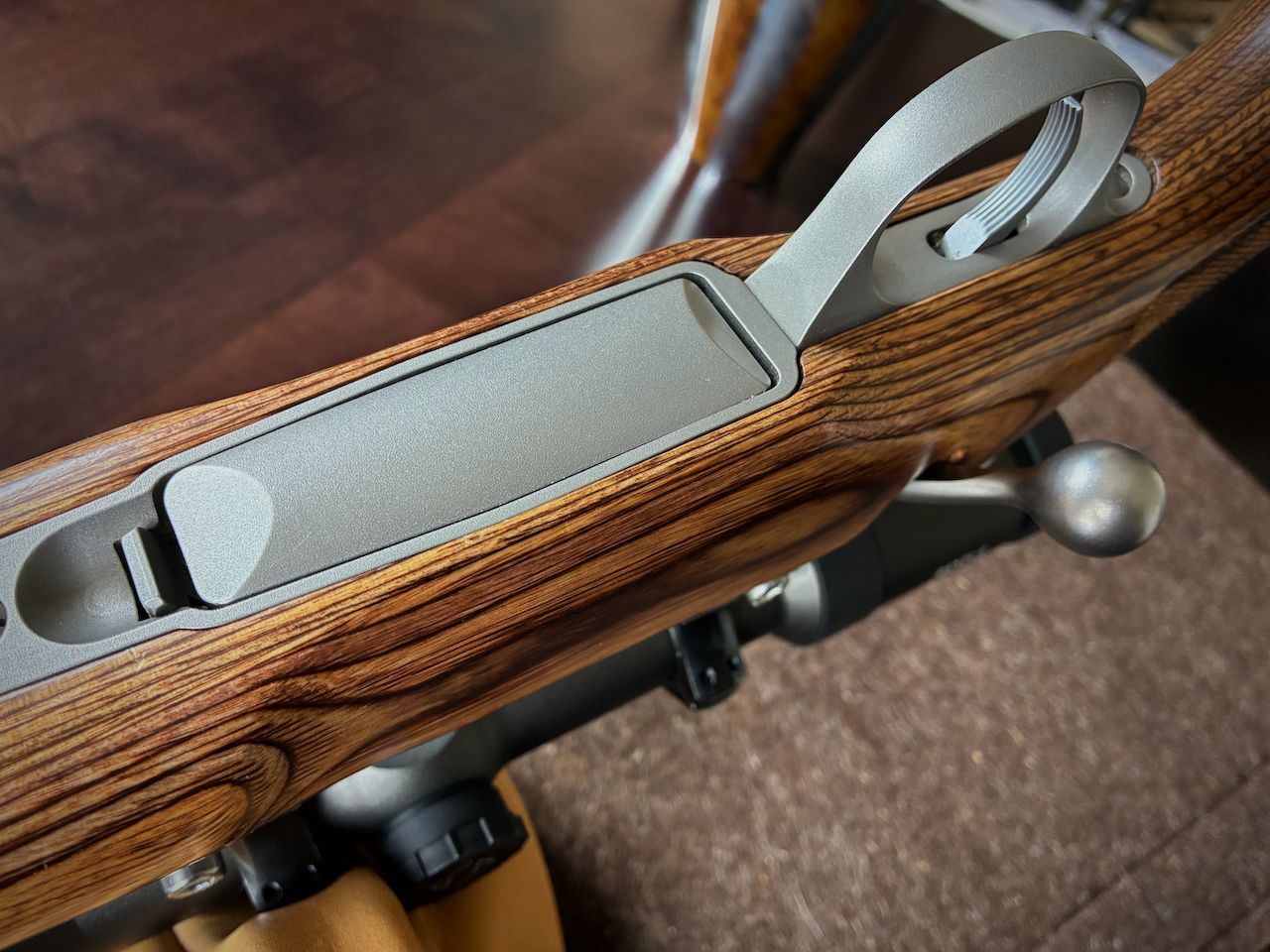 Sako 75 Varmint Laminated Stainless im Kaliber .308 Winchester mit Zeiss Duralyt 3–12x50