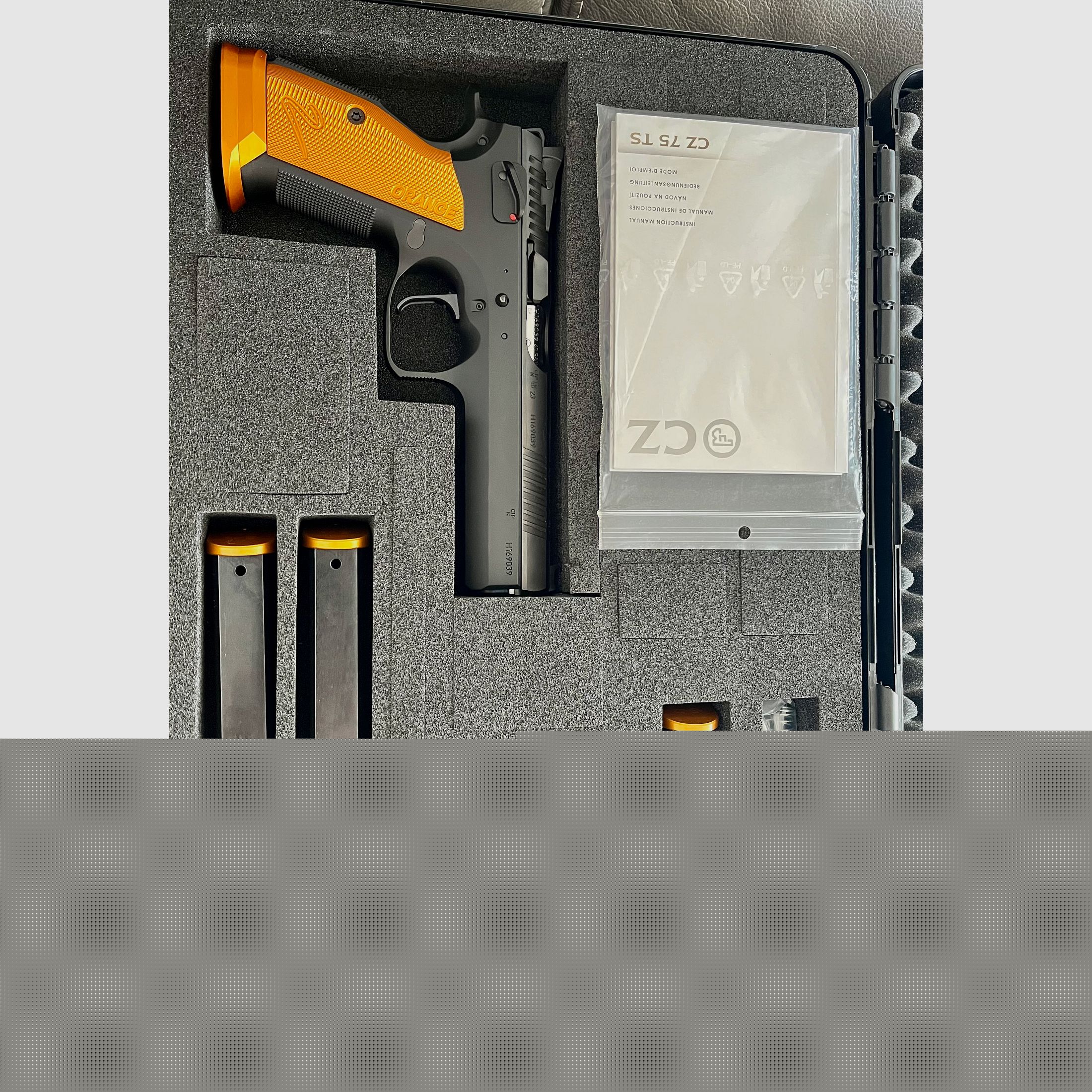 CZ TS 2 Pomarańczowy 40 S&W Nowy.