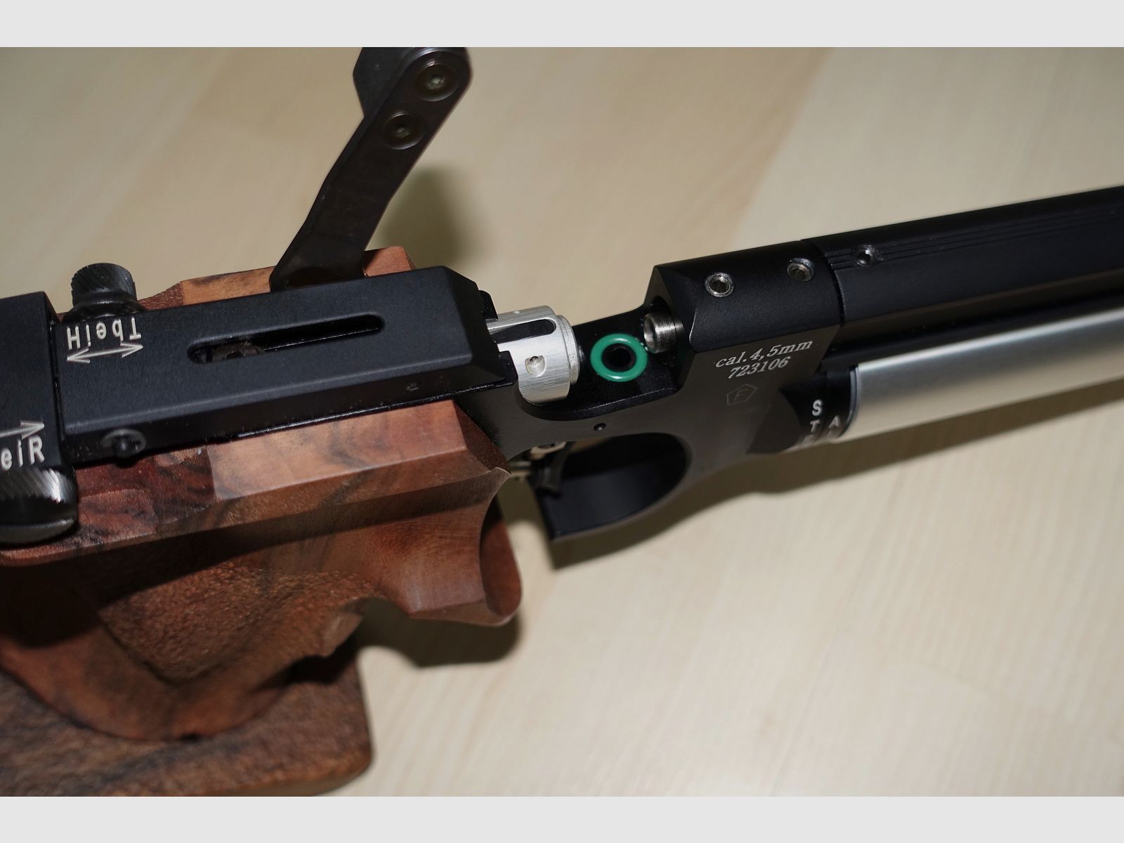 TOP offer as new Steyr air pressure match pistol / Please read!
