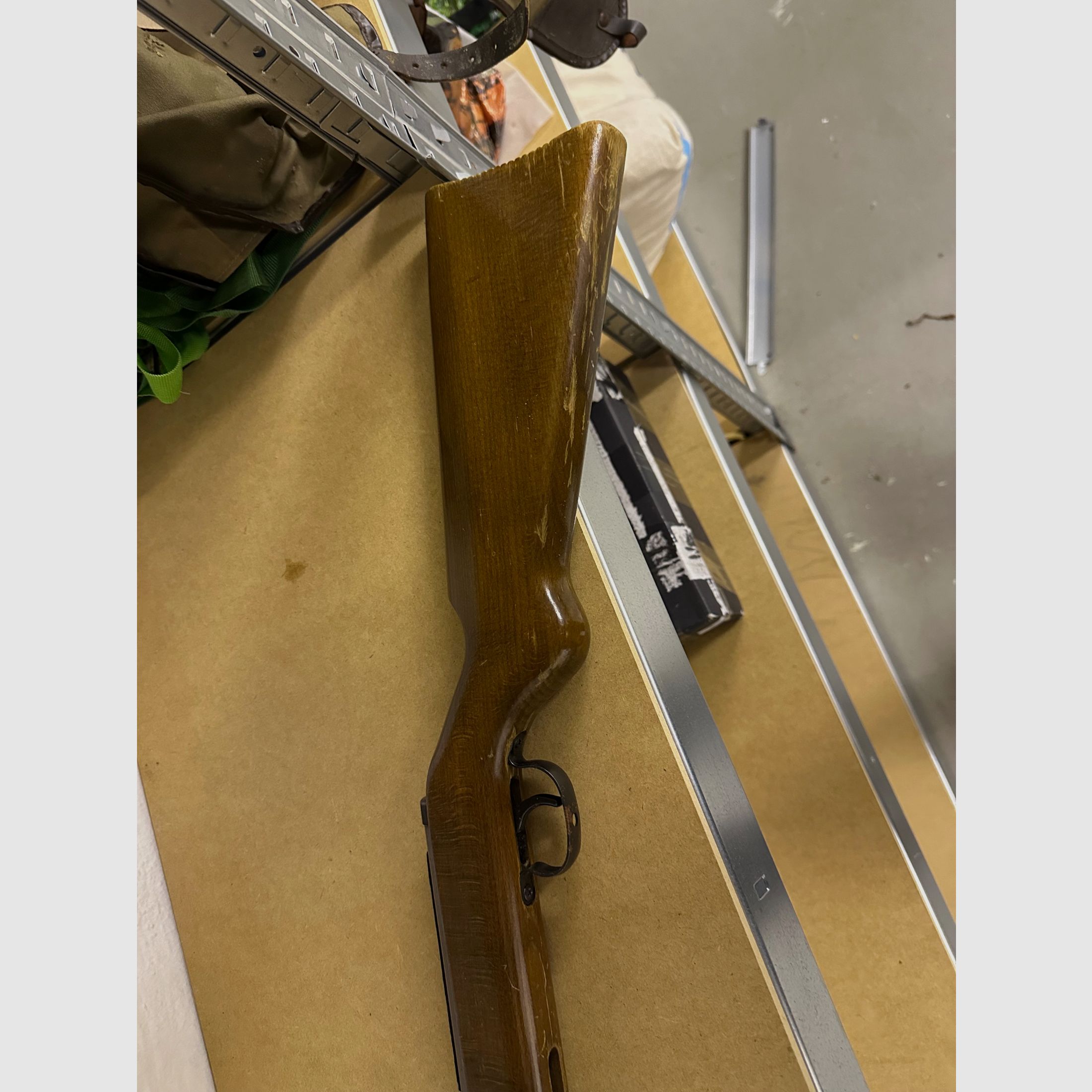 air rifle, image 3 of 5