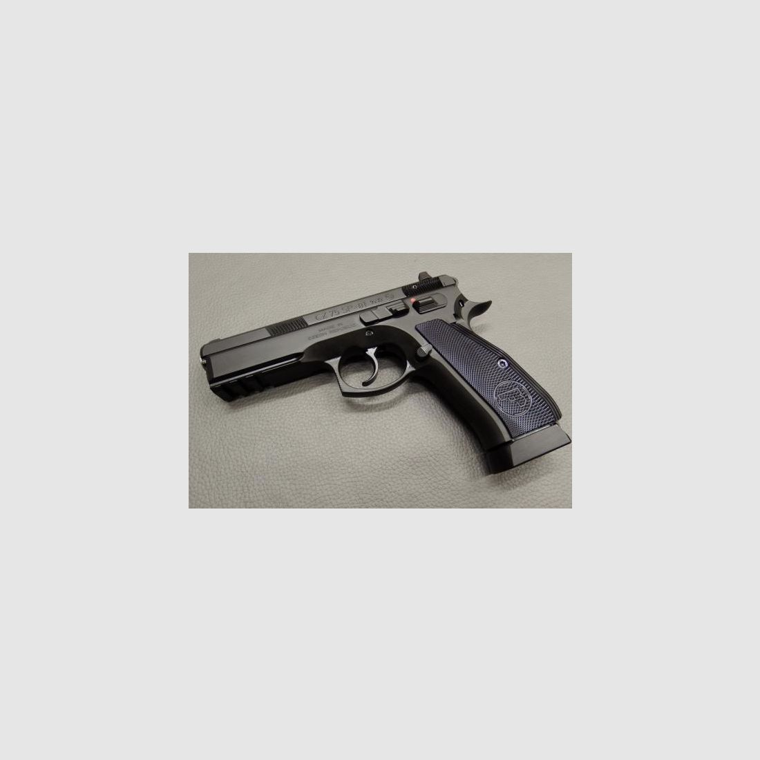 CZ 75 SP-01 pistolet 9mm Luger avec pièces spéciales - Tramm & Hinners Hamburg - armes de sport et de chasse