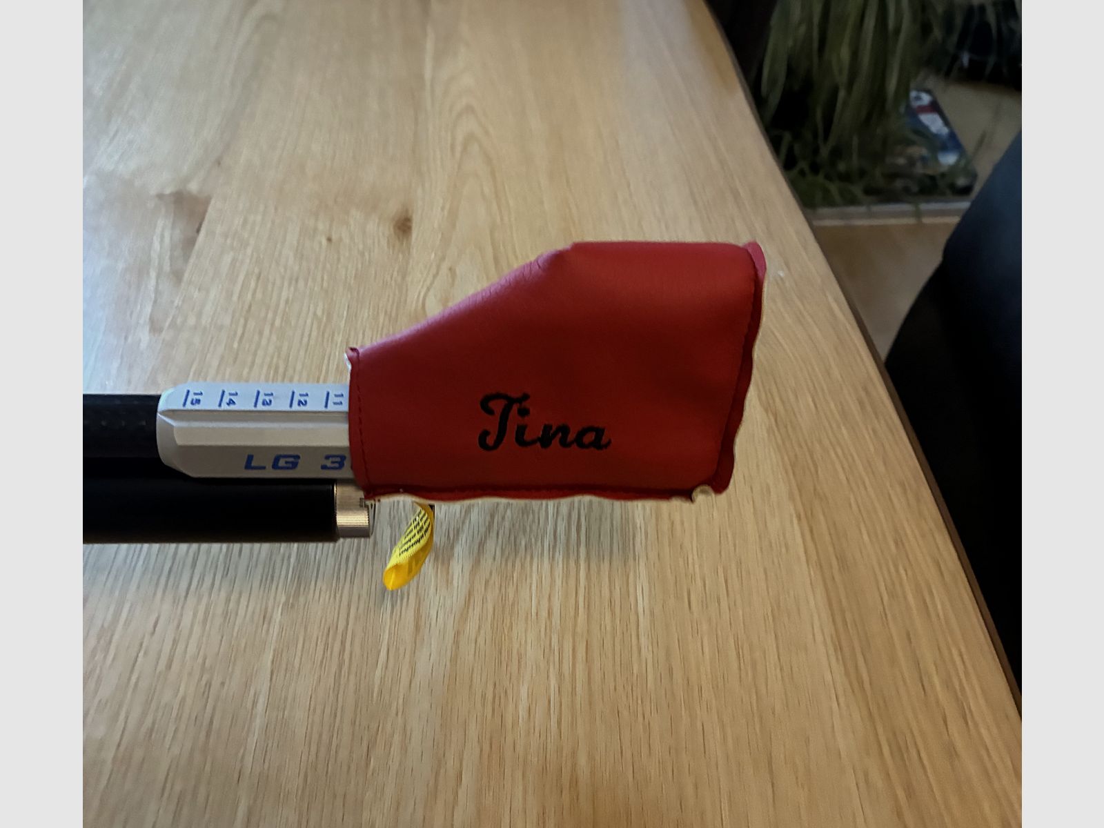 Rifle de aire LG 300 XT LG300XT con culata de madera en excelente estado, modelo tardío