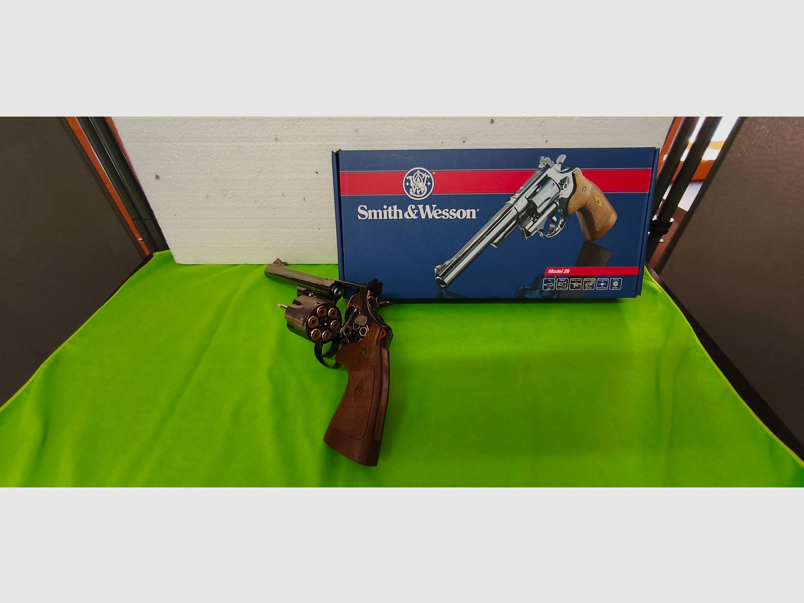 Leggenda in look lucido: Smith & Wesson M29 (.44 Magnum icona) di Umarex! 💥