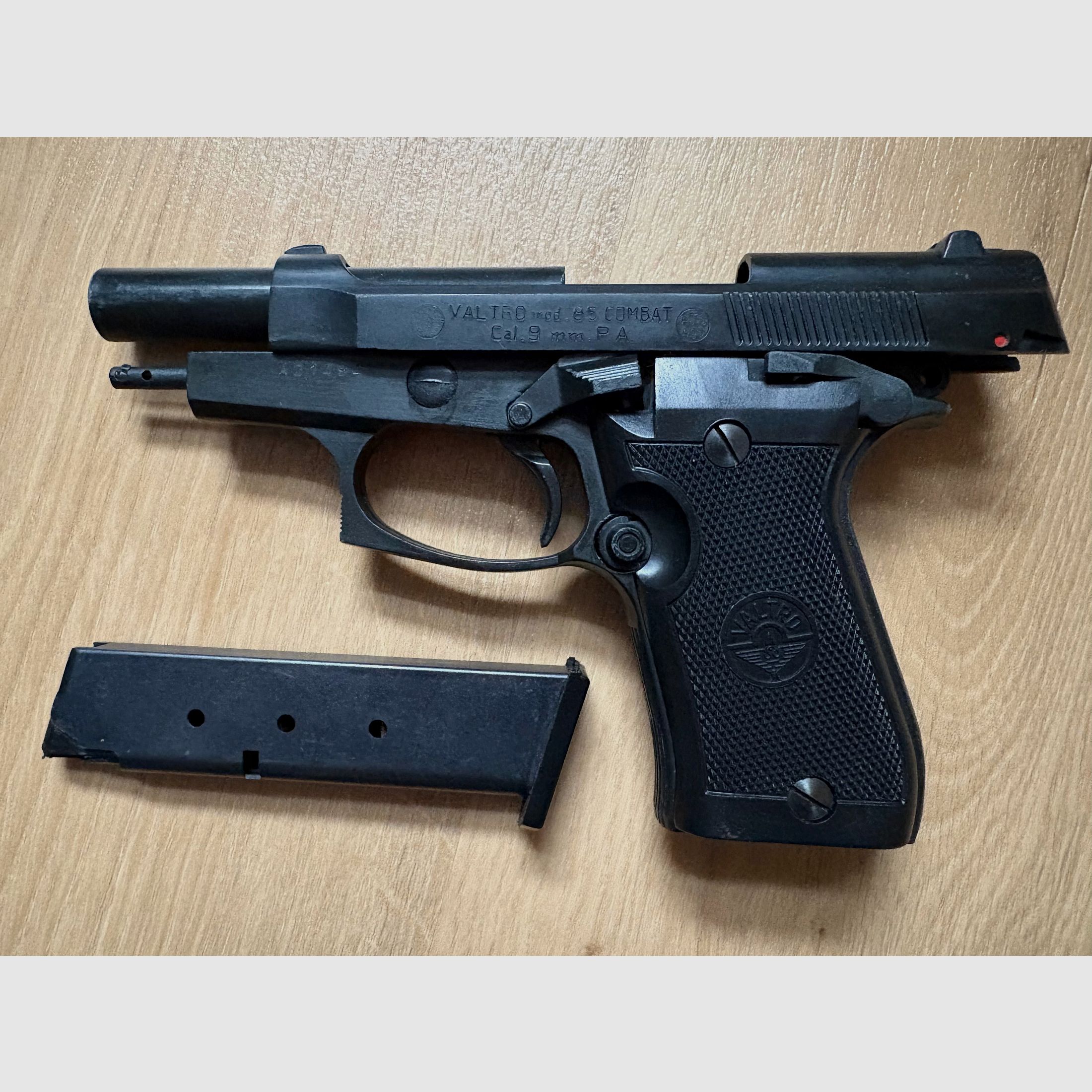 VALTRO mod. 85 COMBAT