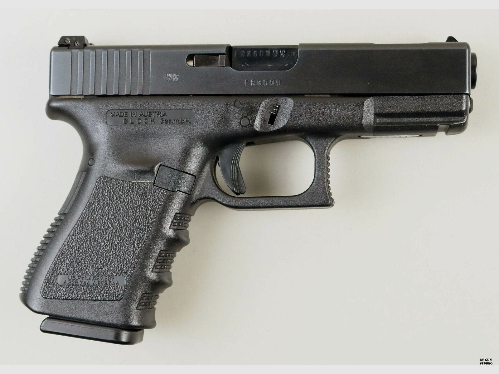 Pistole Glock mod. 23C Kal. 40S&W Matr. FRK609, Bild 3 von 9
