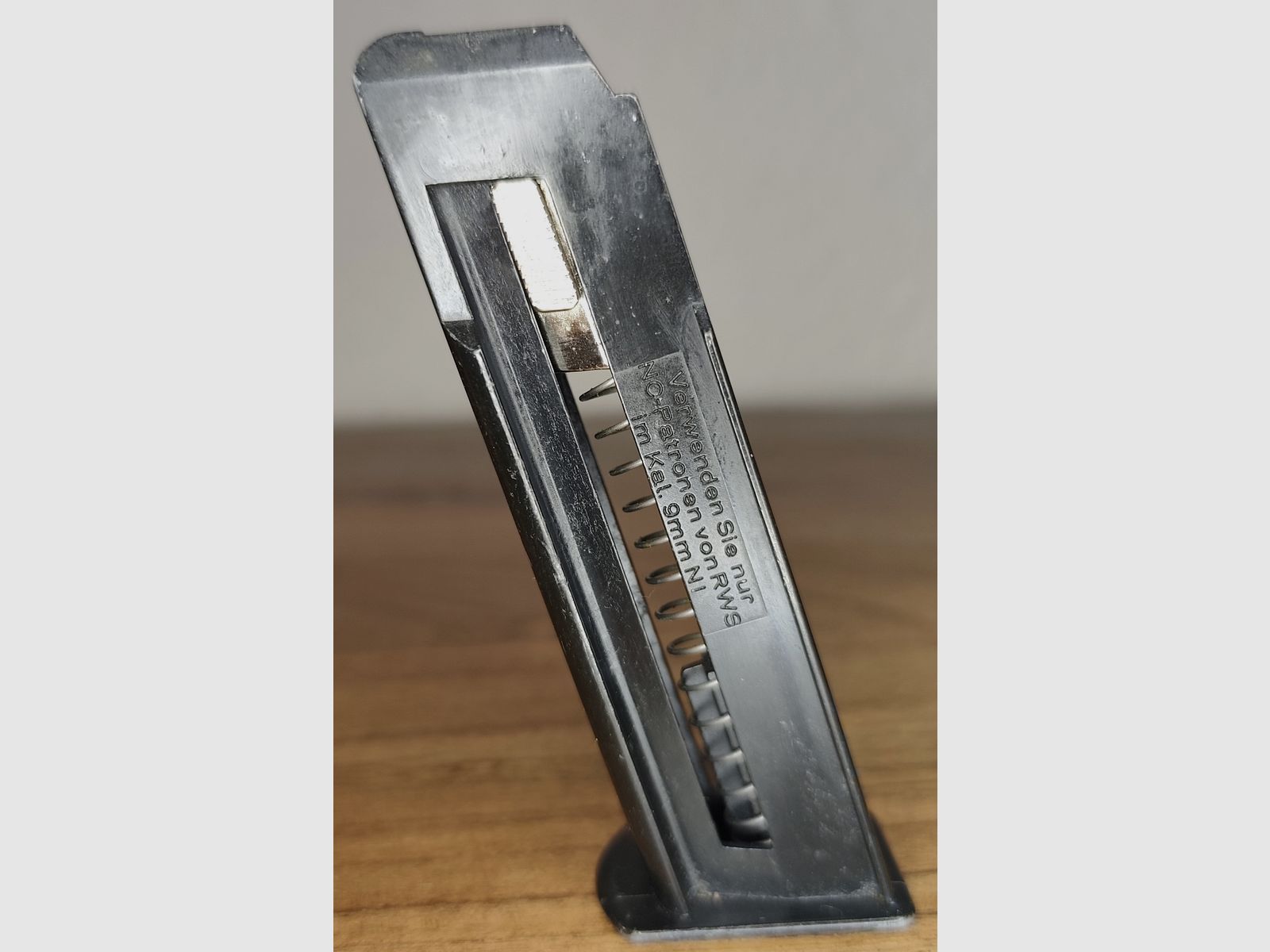 Weihrauch HW 94 Magazin + Wadi Supra Pfefferpatronen