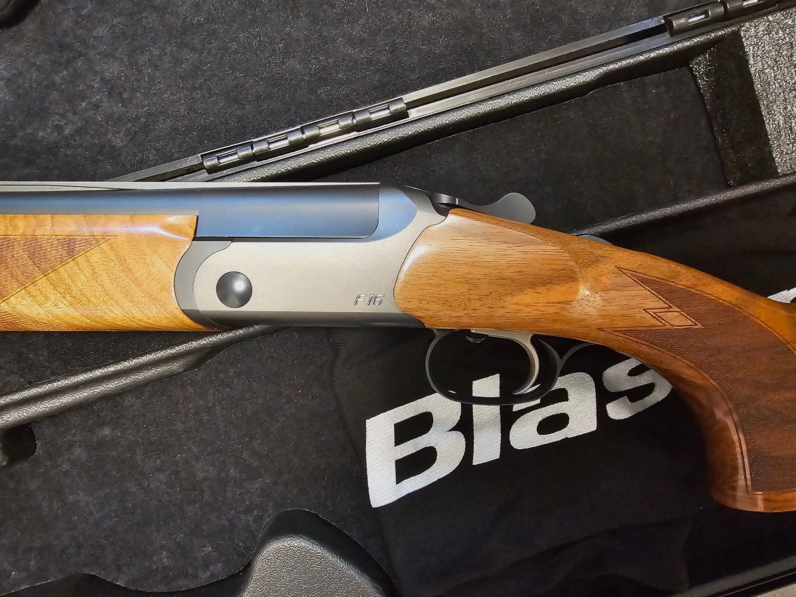 Blaser F16 Game 12/76  Holzklasse 4 TOP Neuwertig 