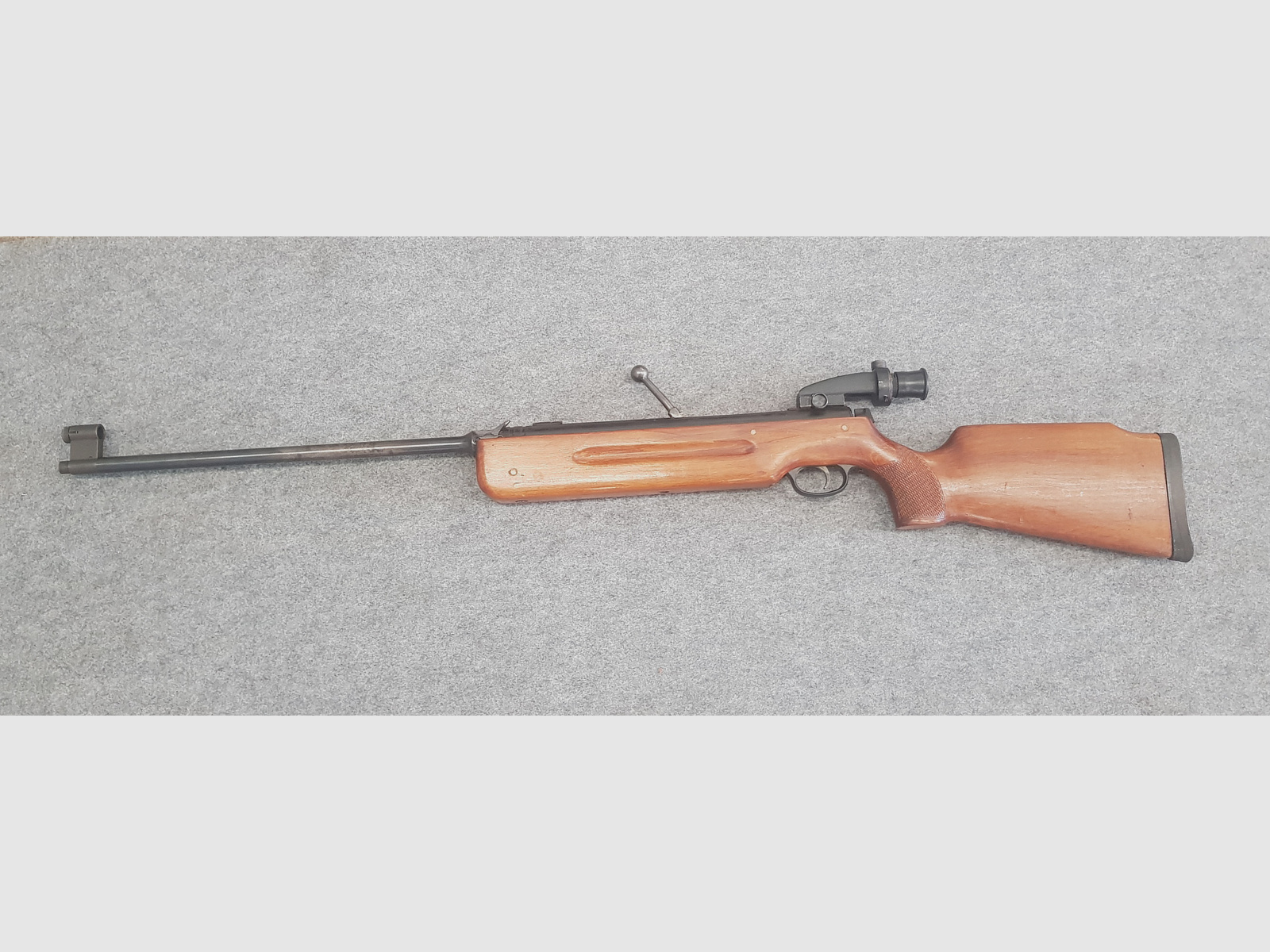 Haenel Mod. 311  mit Feinabzug und Diopter Durchlader im guten Zustand mit kleinen Abstrichen 