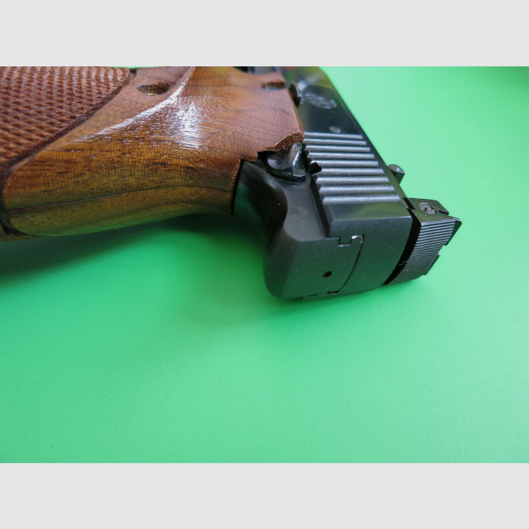 Pistola sportiva di alta gamma Smith&Wesson Mod. 41, .22 lfB, canna da 7,5" con compensatore, come nuova, assoluta rarità da collezione #40