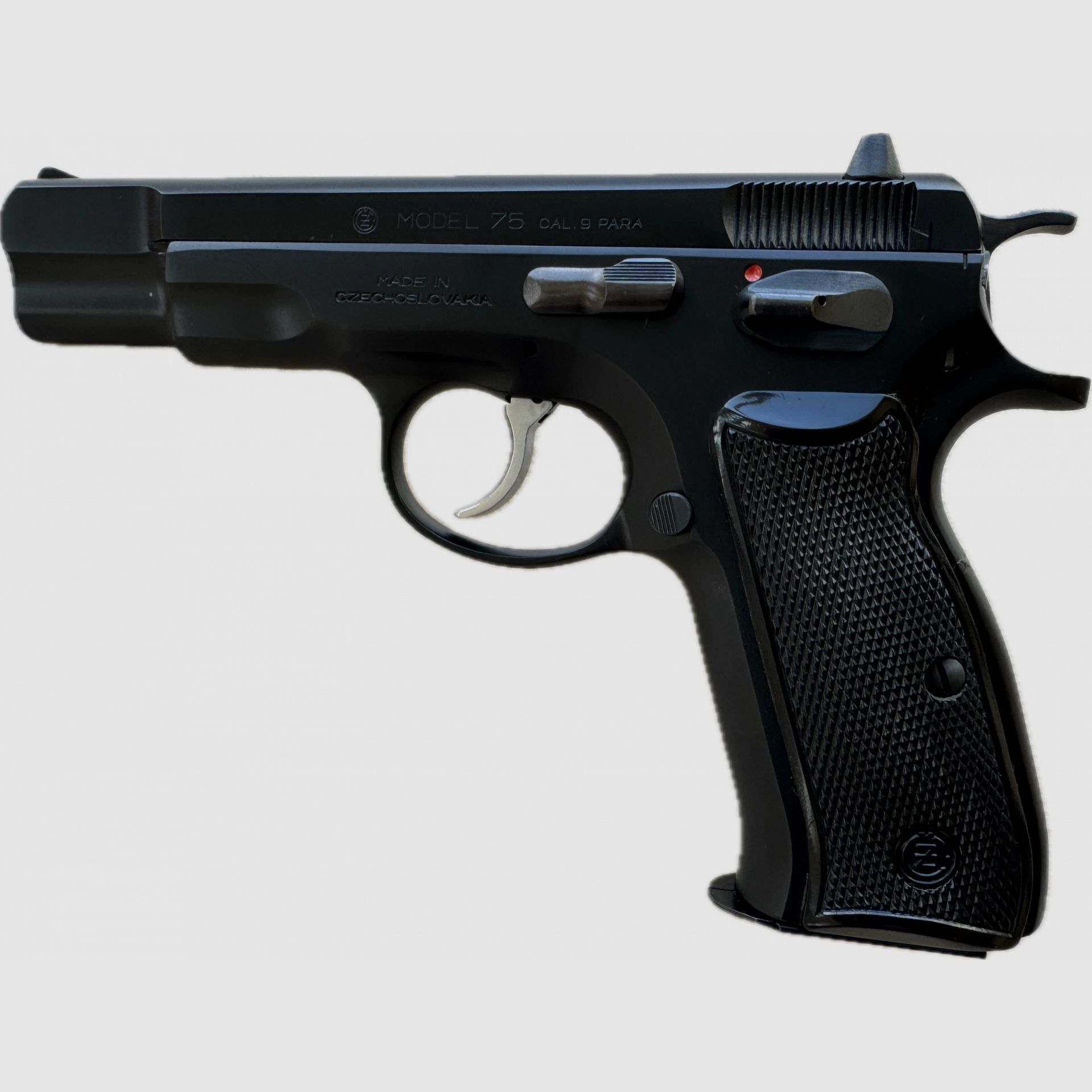 Pistole Brünner (Česká zbrojovka) M75 – Kaliber 9 mm Luger