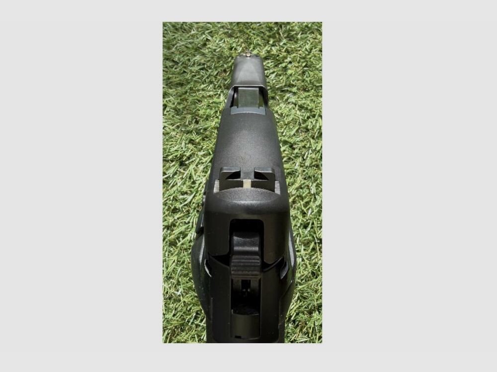 SIG Sauer 226 9mmLuger