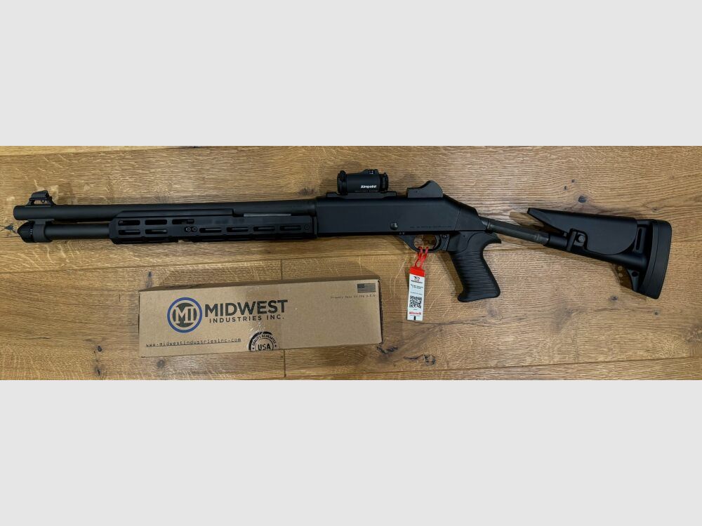 Benelli M4 Super 90 TS with Aimpoint and M-LOK front grip