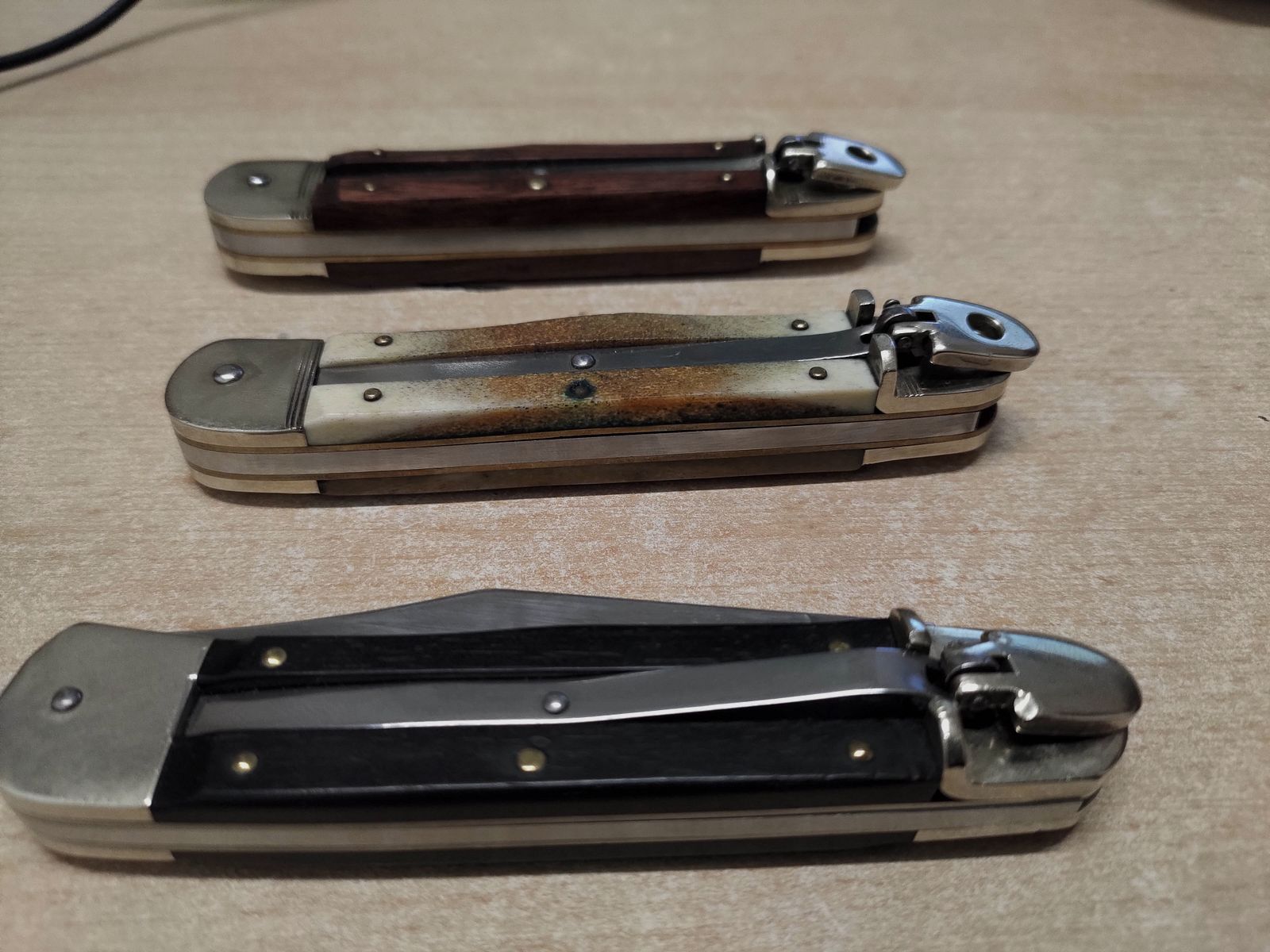 Bundle of spring knives Hubertus