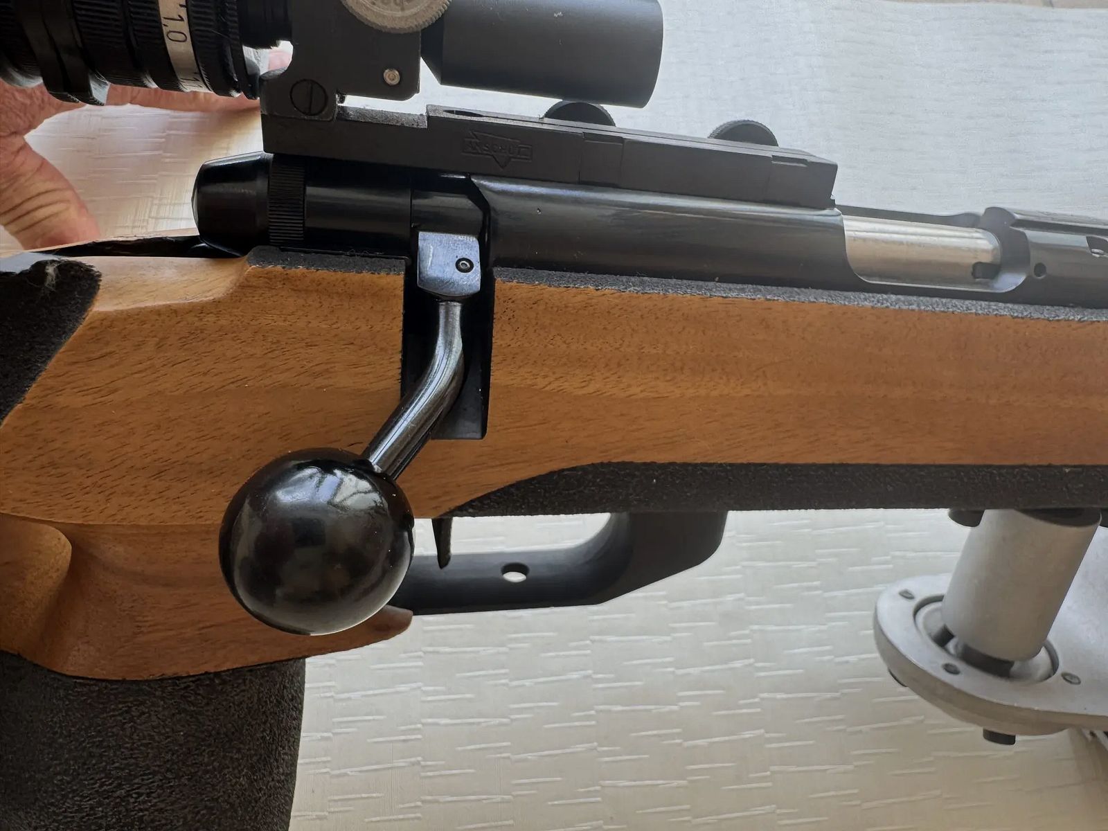 Anschütz Super-Match Modelo 1813 Olímpico 84 Calibre .22 l.r.
