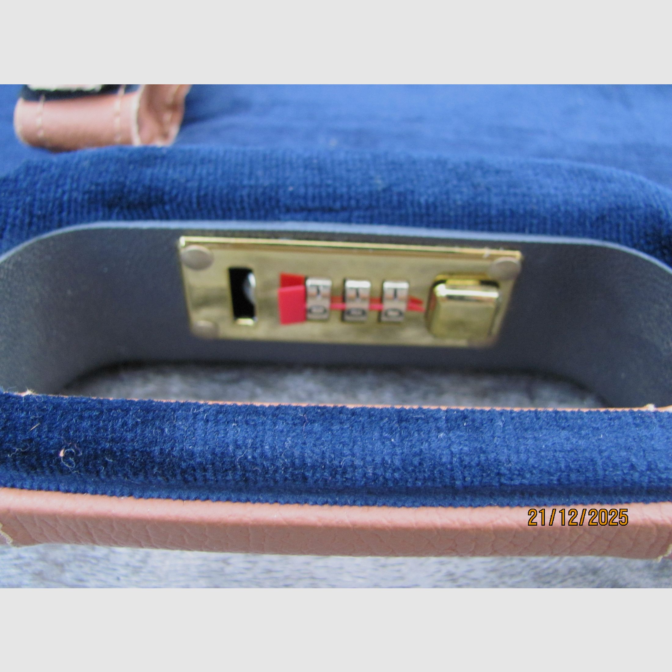 Opportunity! - Original Blaser R93 gun case transport case - LIKE NEW!