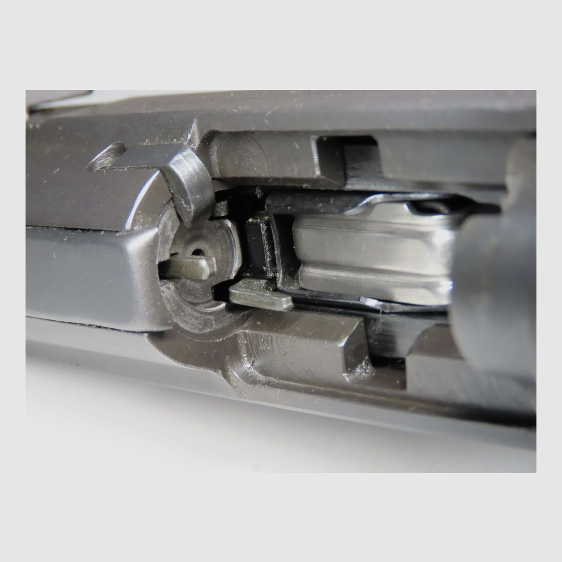 Top Walther P38