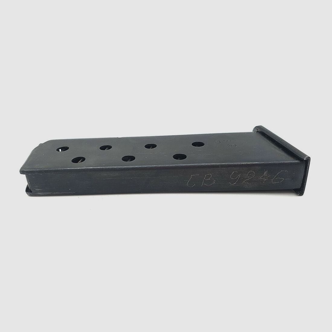 Tokarev TT30/TT33 , 8 Schuss mit Fangriemenöse