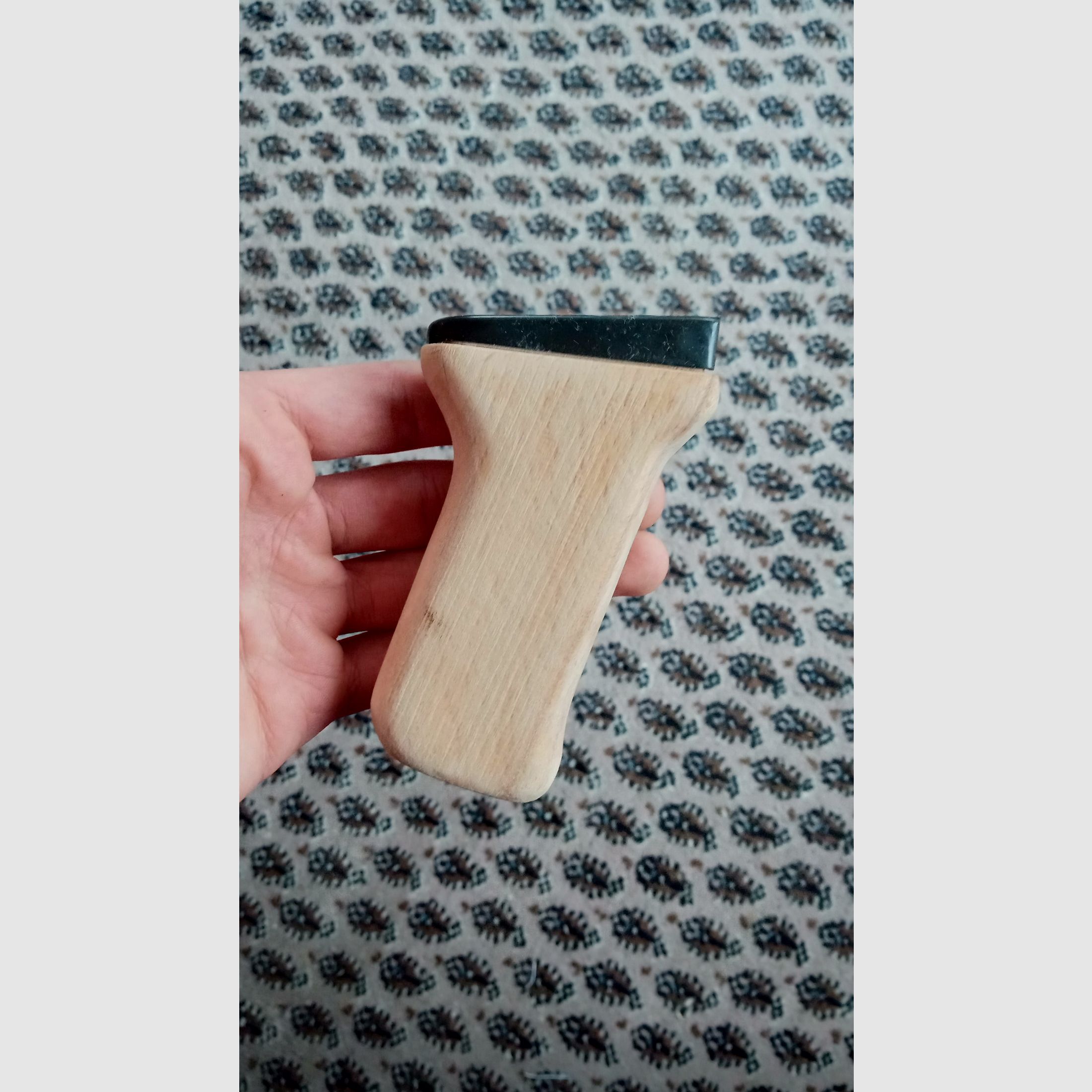 Original AK47 (nicht AKM!) unterer Holz Handschutz aus Buche / Eingepasst für GSG Cybergun Co2 AK47 (China-Yunker)