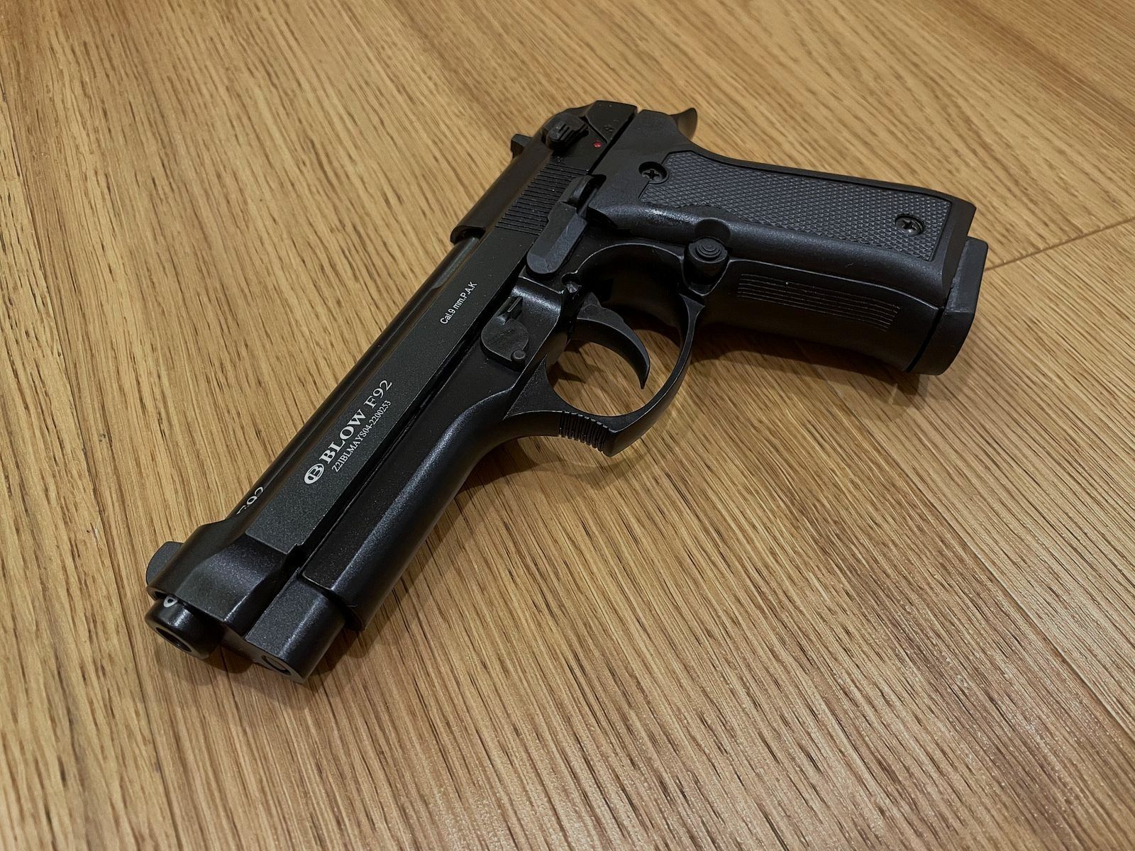 Schreckschuss baretta