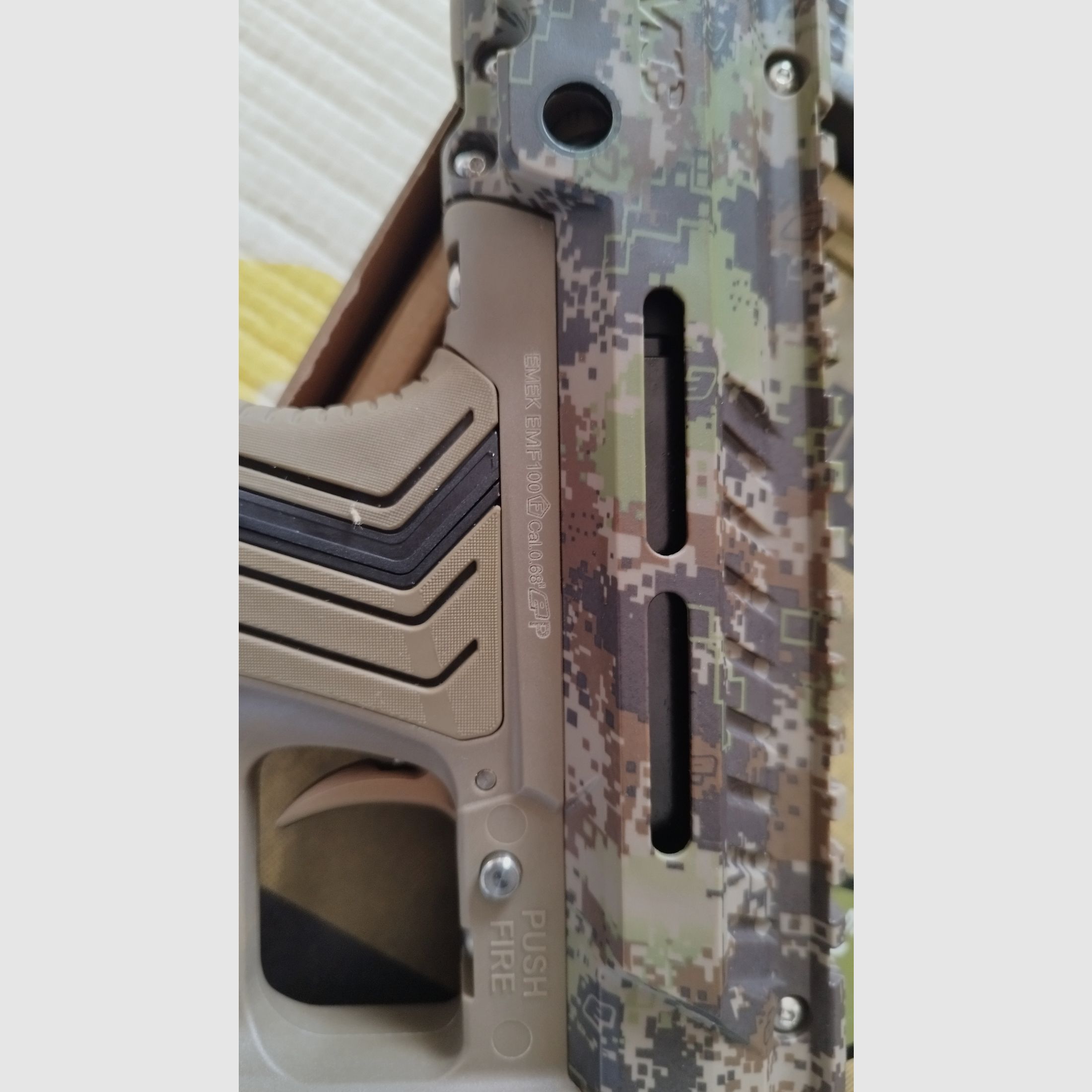 Planeta Eclipse Emf100