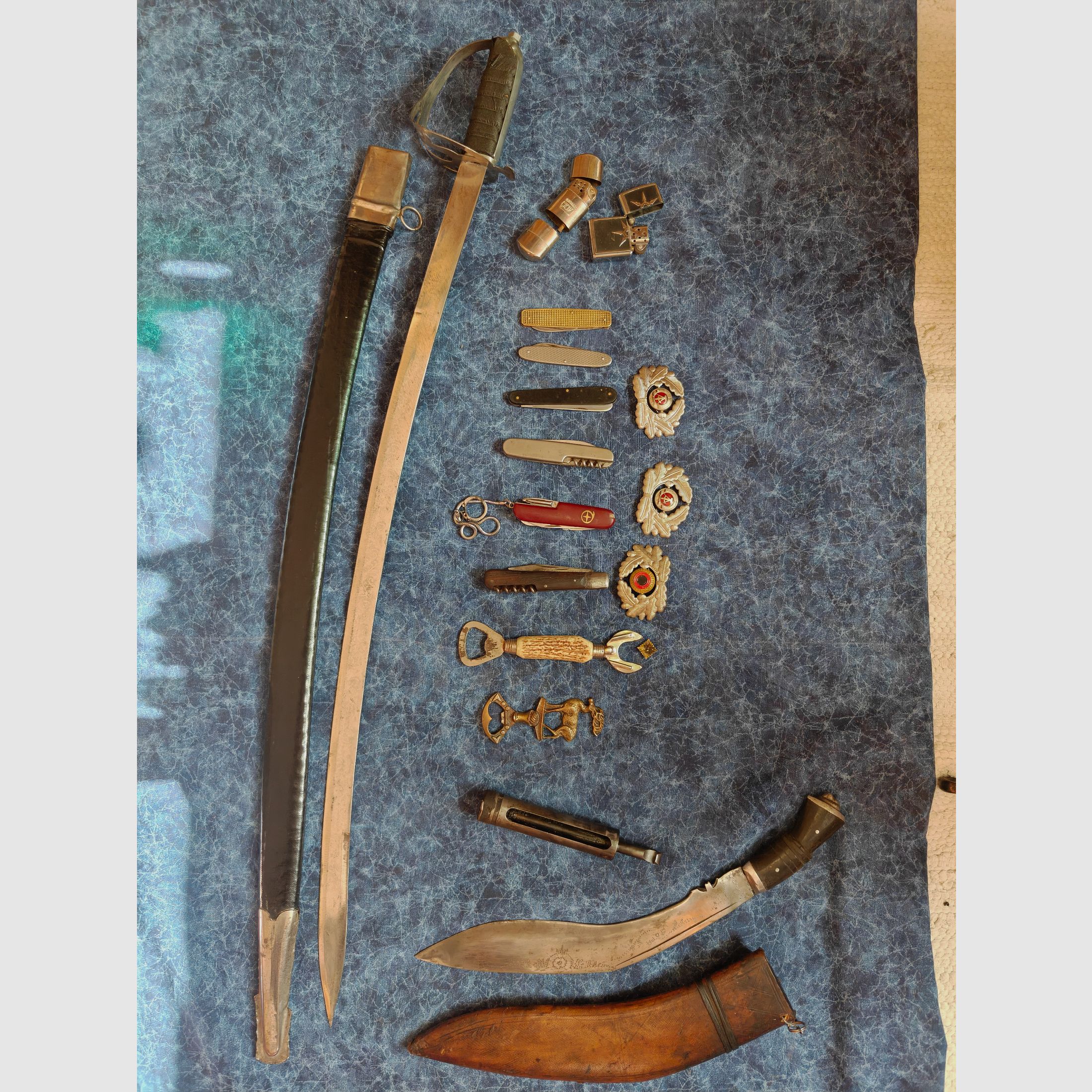 Décoration sabre, couteau kukri, couteau suisse, etc., image 1 sur 7
