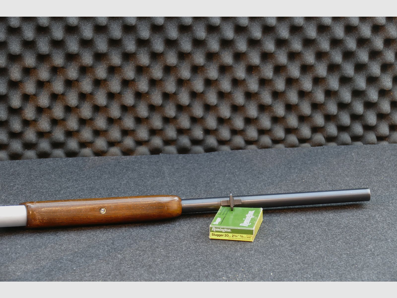 Savage Model 24 DL — Kombi‑Bockbüchsflinte (Gewehr über Schrotflinte), Kaliberkombination .22 WMR / 20/70 inkl. einfacher Optik