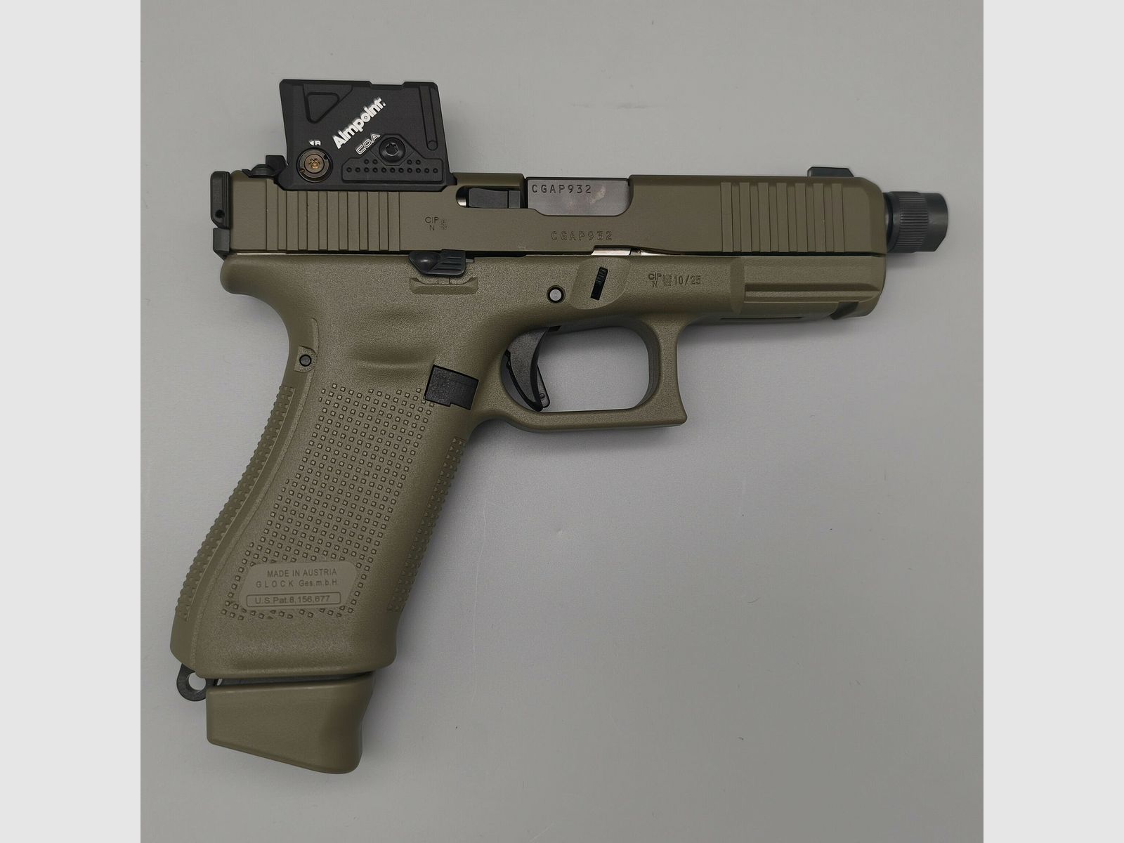 Glock45 Gen5 Hunter Edition avec filetage Aimpoint COA Olive 9mm Luger