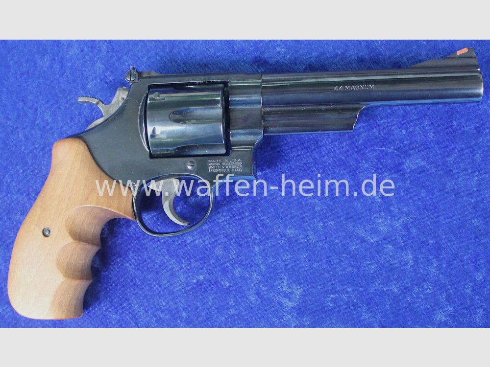 Smith & Wesson 29 - 6