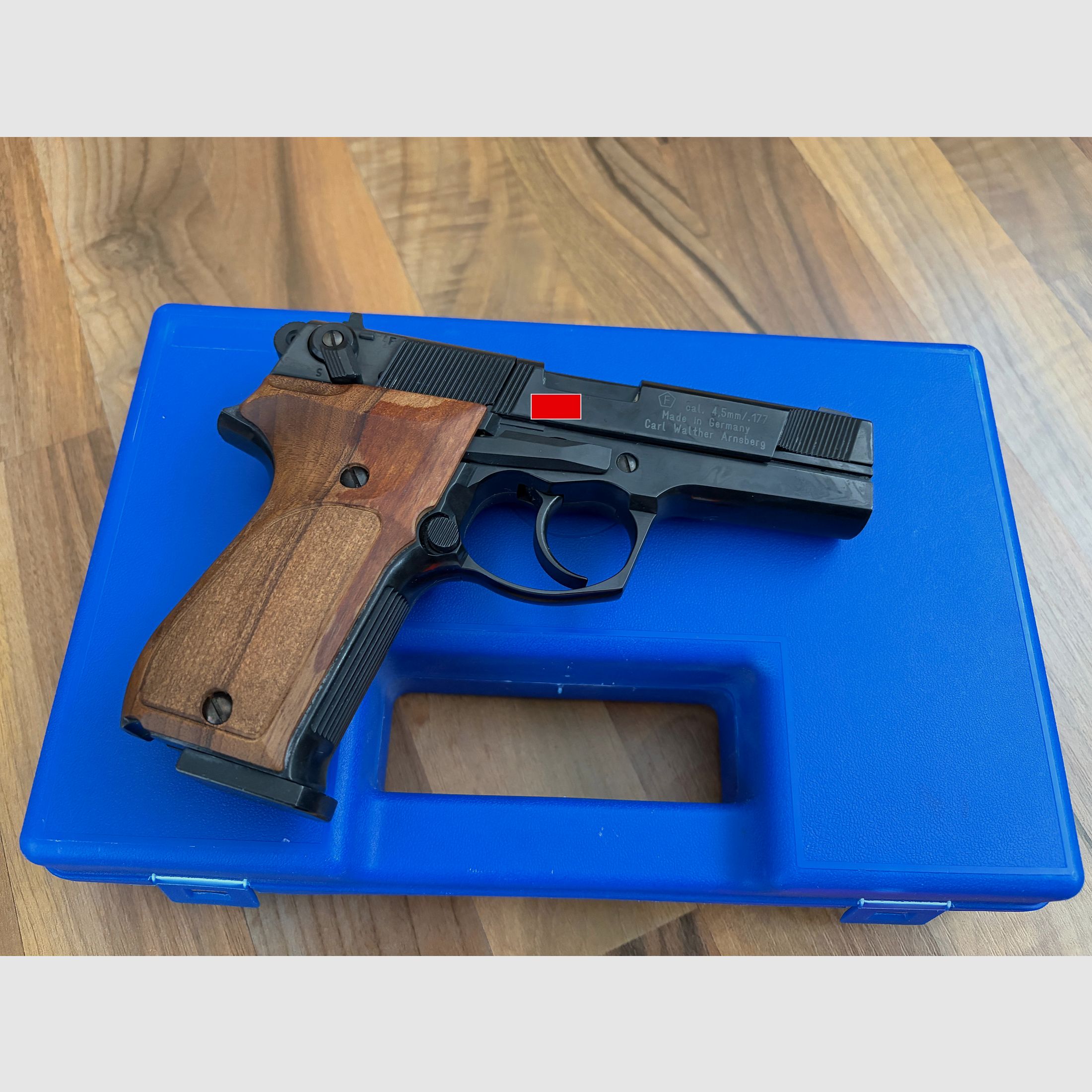 Walther CP88 CO₂ Pistolet 4,5 mm dans la mallette avec accessoires I Diabolos et boîte de récupération de balles / cibles