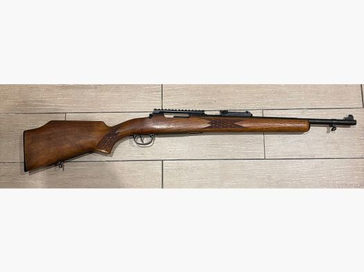 Fucile a ripetizione con manopola 8x57