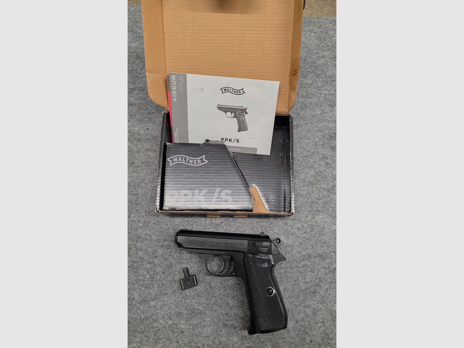   Walther PPK/S CO2-Pistole  Cal. 4,5 mm Stahl BB