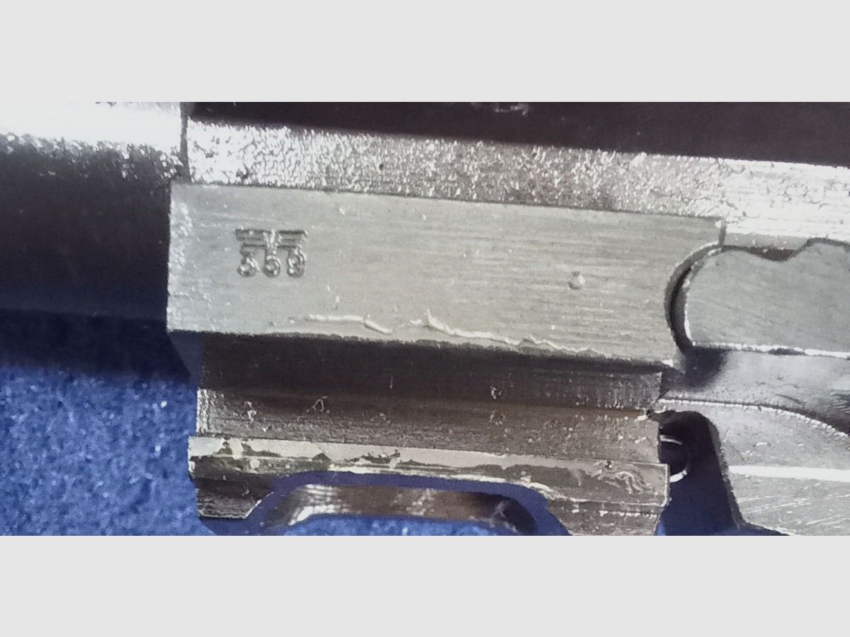 Wehrmachtspistole P38 ac 42 in calibro 9mm Luger, con timbro di accettazione WA 359