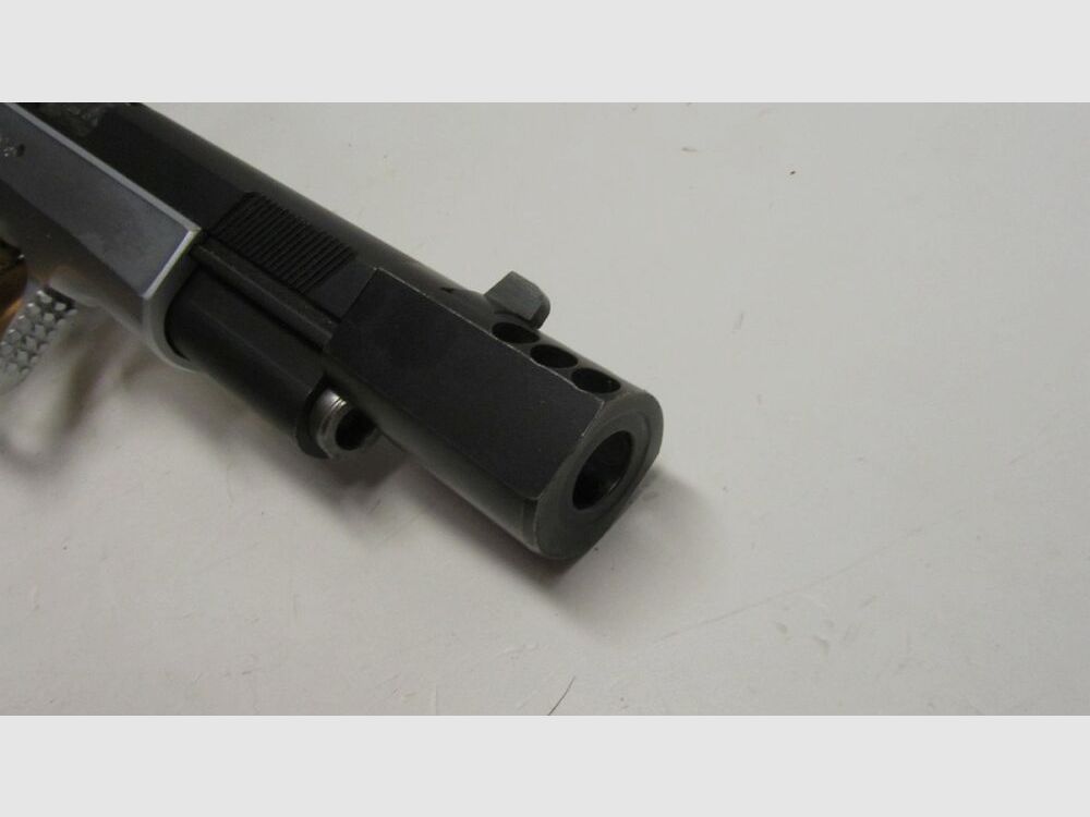 Pistolet sportowy Joe Peters (Peters Stahl) .45Auto, 5" z kompensatorem .45Auto