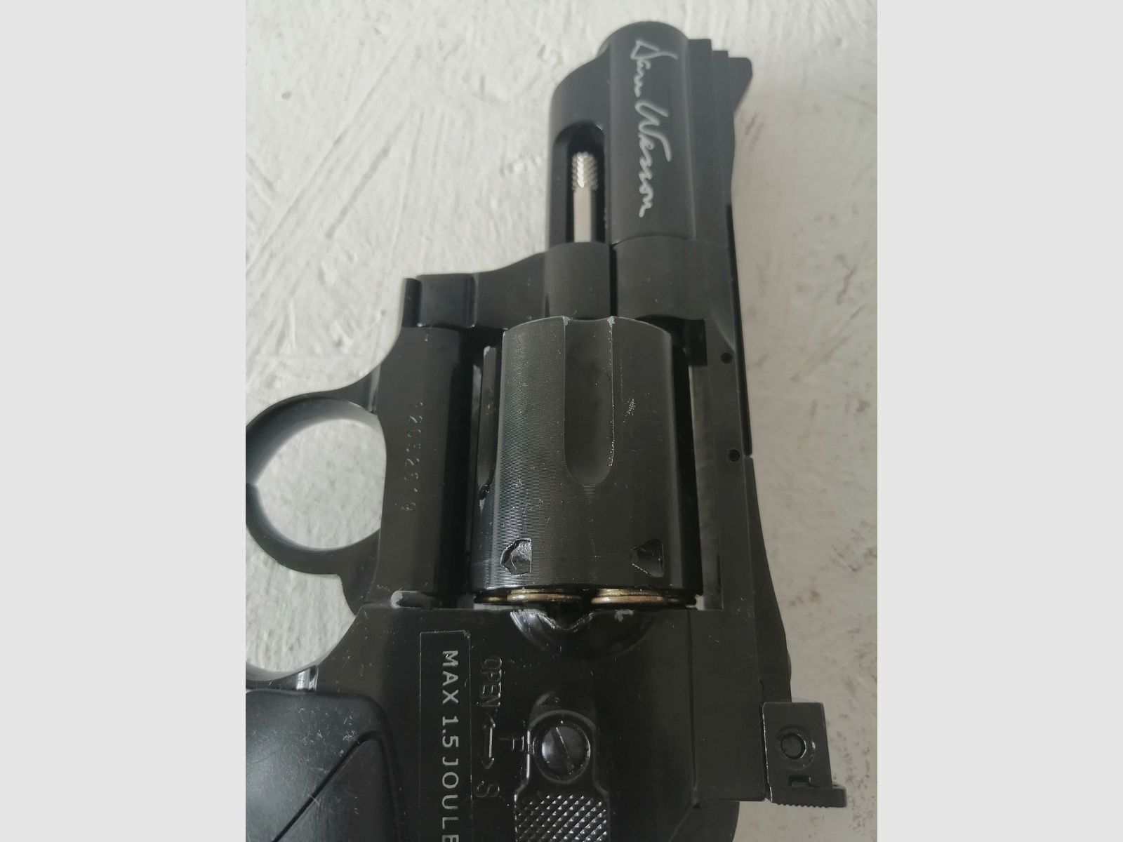 Dan Wesson 2,5 pulgadas revólver CO2 6mm