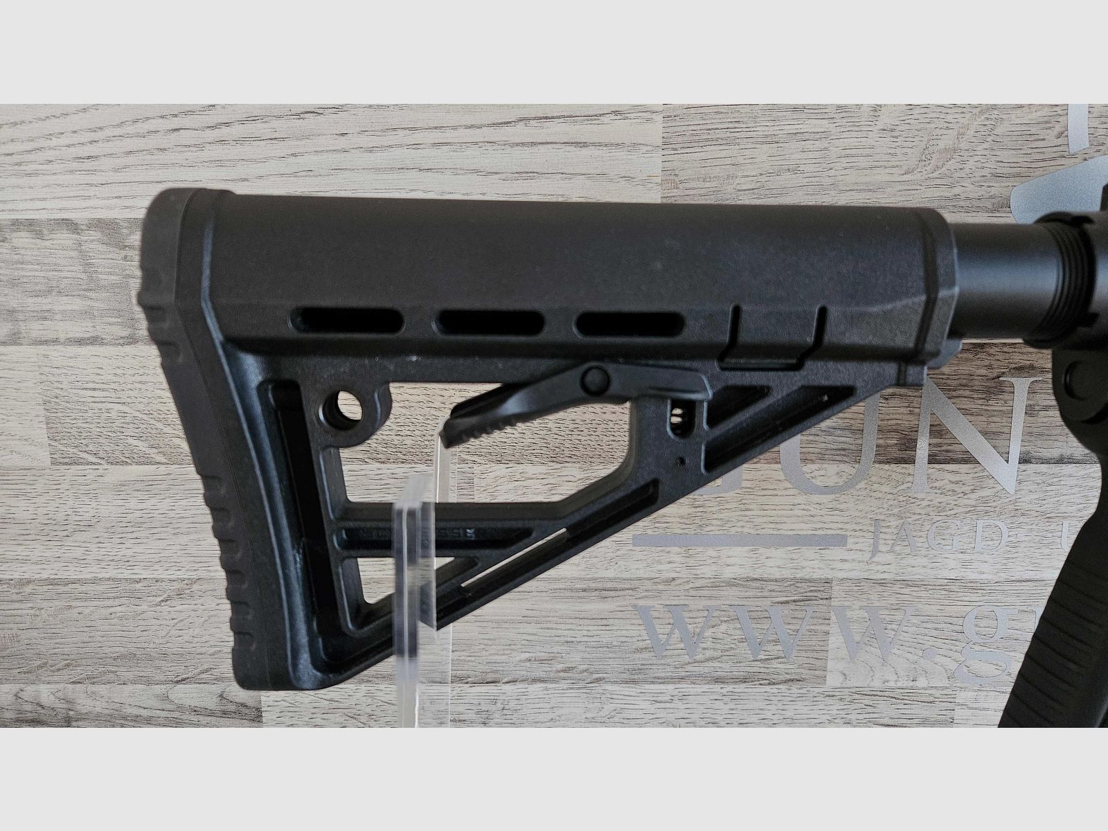 Schmeisser AR15-9 SD S4F 10" Cal. 9mm Luger avec silencieux intégré - Nouveauté du commerce spécialisé