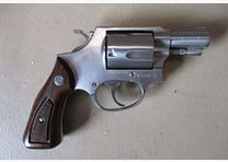 Revolver Rossi 2 inches stainless steel for finishing shot and hunting protection