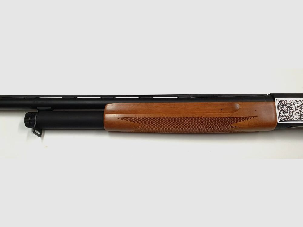 Escopeta semiautomática Luger